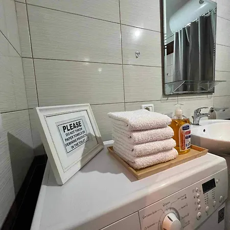 Ada's شقة ساراندا